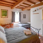 Stunning In With Swimming Pool Apartmán Bibbiena